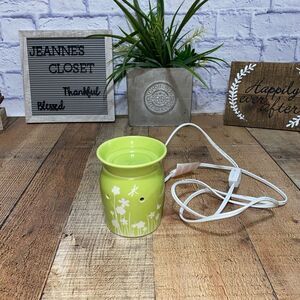 Green Meadow Scentsy Warmer Mid Size Blooming Flowers Butterflies Dragonflies